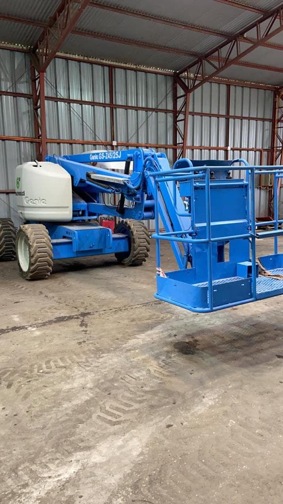 GENIE Z45 disponible para arriendo en CF Rental